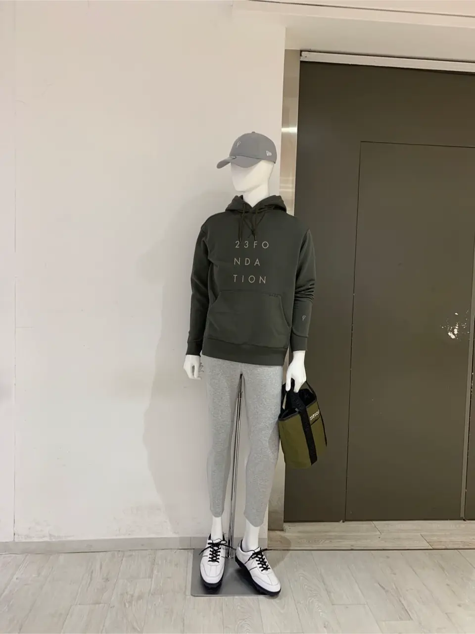  松屋スタッフ コーディネート画像