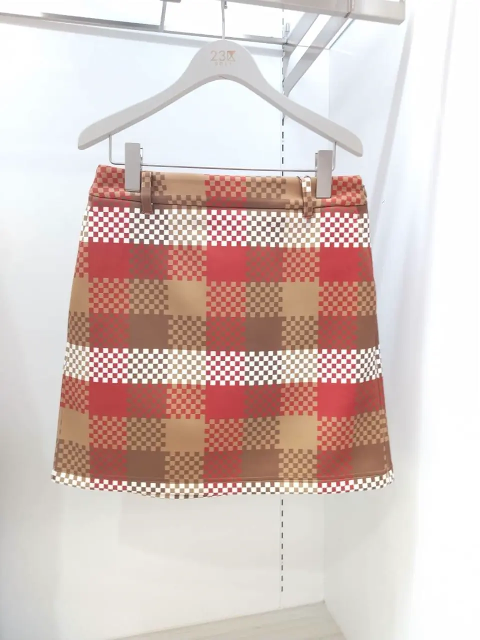 23区GOLF スタッフ コーディネート画像