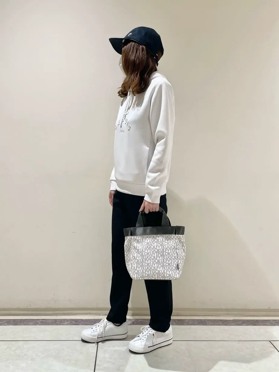 23区GOLF 松山 コーディネート画像