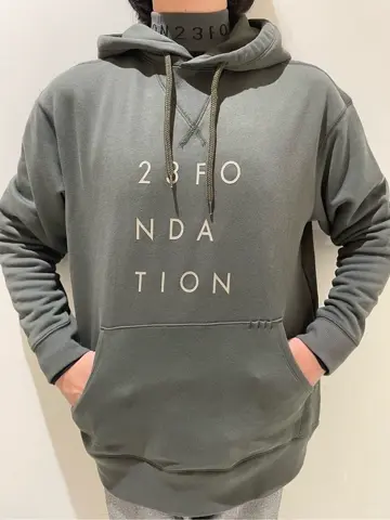 23区GOLF 藤田 コーディネート画像