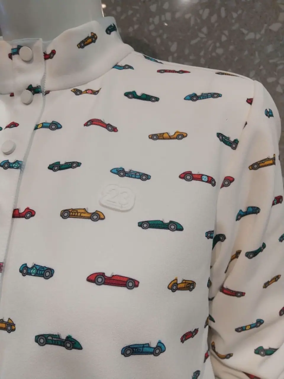 23区GOLF スタッフ コーディネート画像