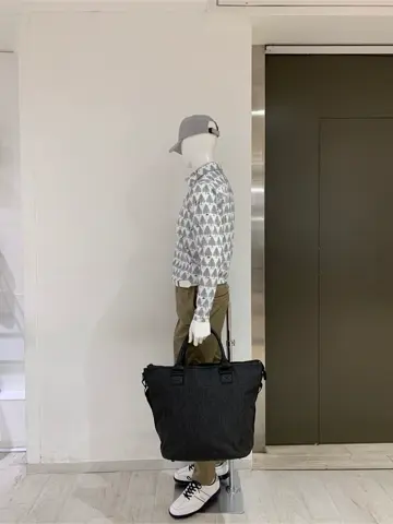 23区GOLF 松屋スタッフ コーディネート画像