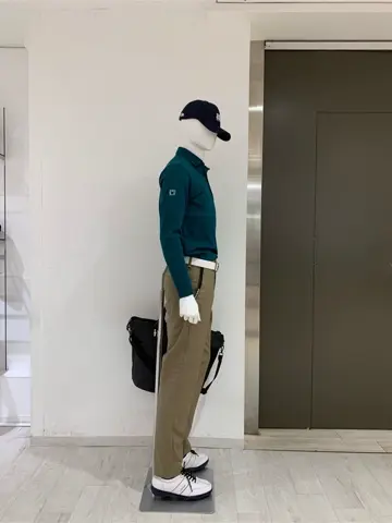 23区GOLF 松屋スタッフ コーディネート画像