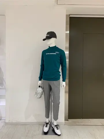 23区GOLF 松屋スタッフ コーディネート画像