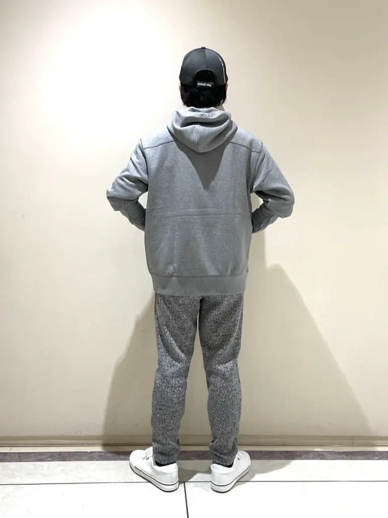 23区GOLF 藤田 コーディネート画像