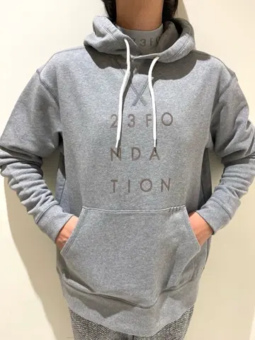 23区GOLF 藤田 コーディネート画像