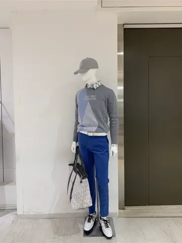 23区GOLF 松屋スタッフ コーディネート画像