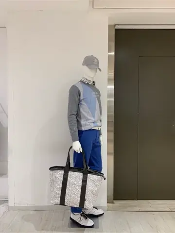 23区GOLF 松屋スタッフ コーディネート画像