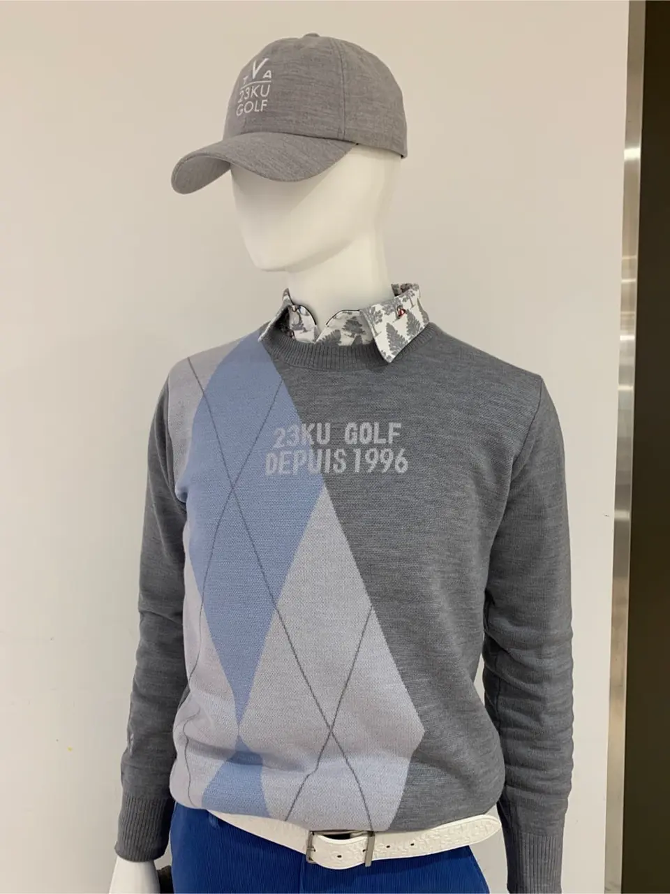 23区GOLF 松屋スタッフ コーディネート画像