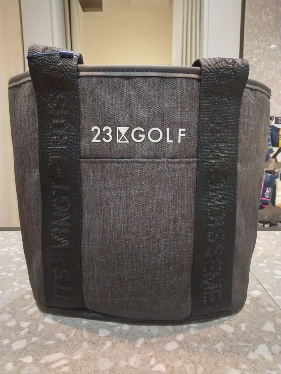 23区GOLF スタッフ コーディネート画像