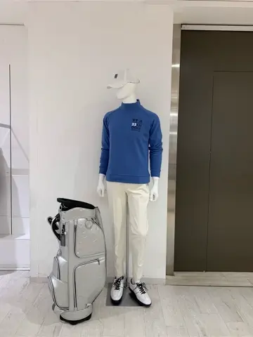 23区GOLF 松屋スタッフ コーディネート画像