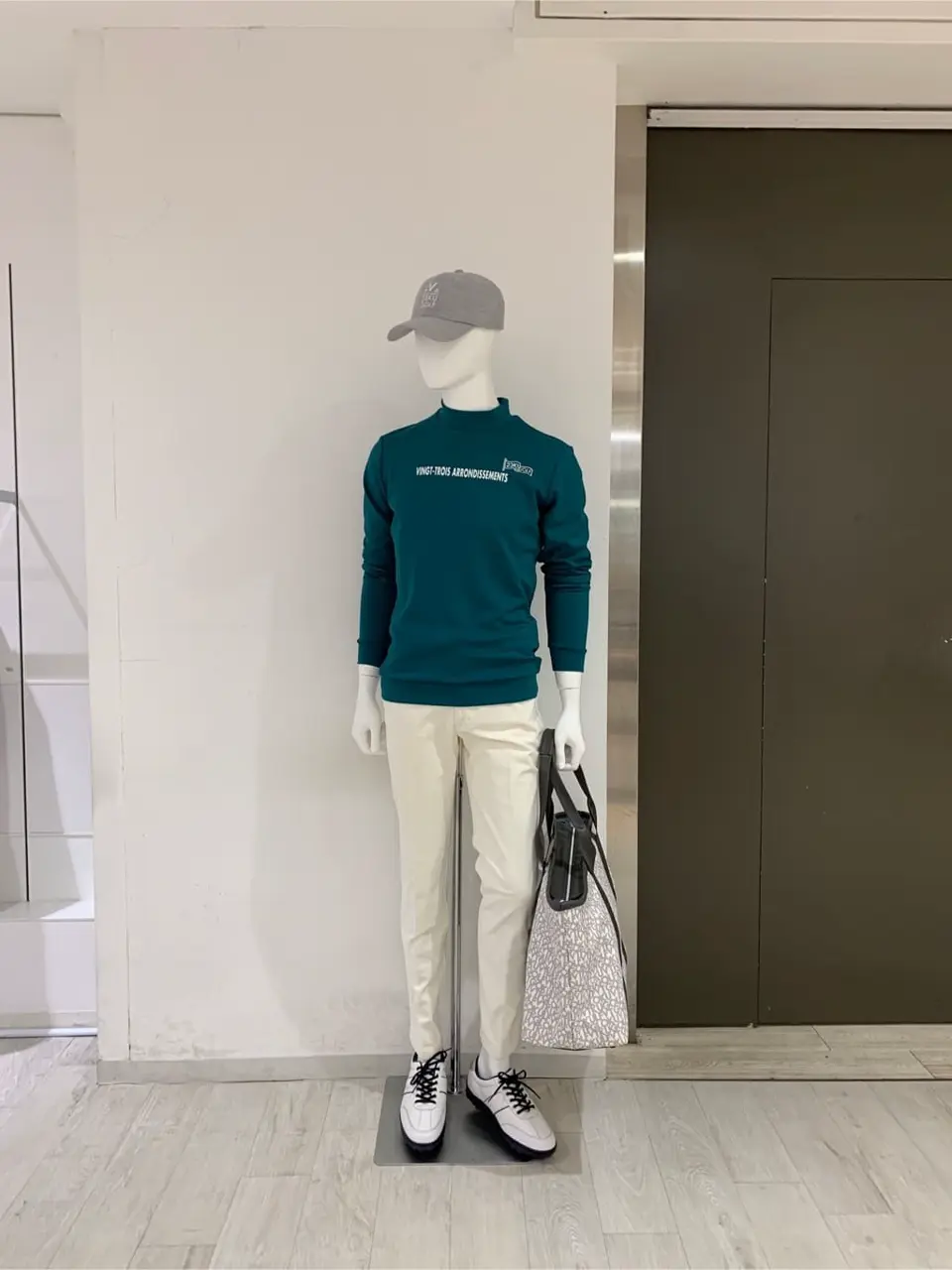  松屋スタッフ コーディネート画像