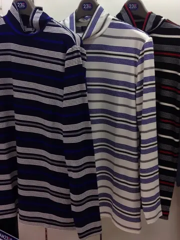 23区GOLF 松屋スタッフ コーディネート画像