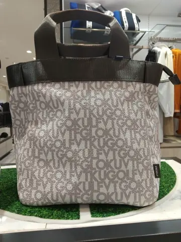 23区GOLF スタッフ コーディネート画像