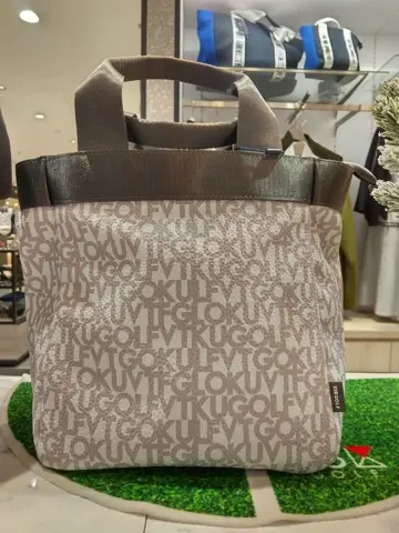 23区GOLF スタッフ コーディネート画像