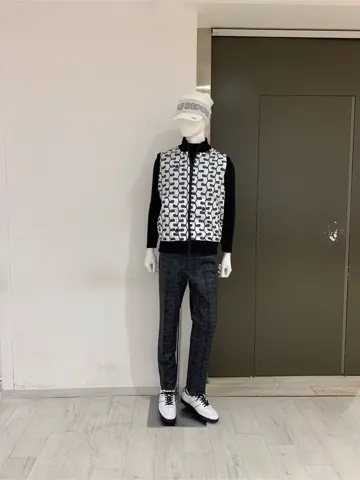 23区GOLF 松屋スタッフ コーディネート画像