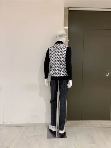 23区GOLF 松屋スタッフ コーディネート画像