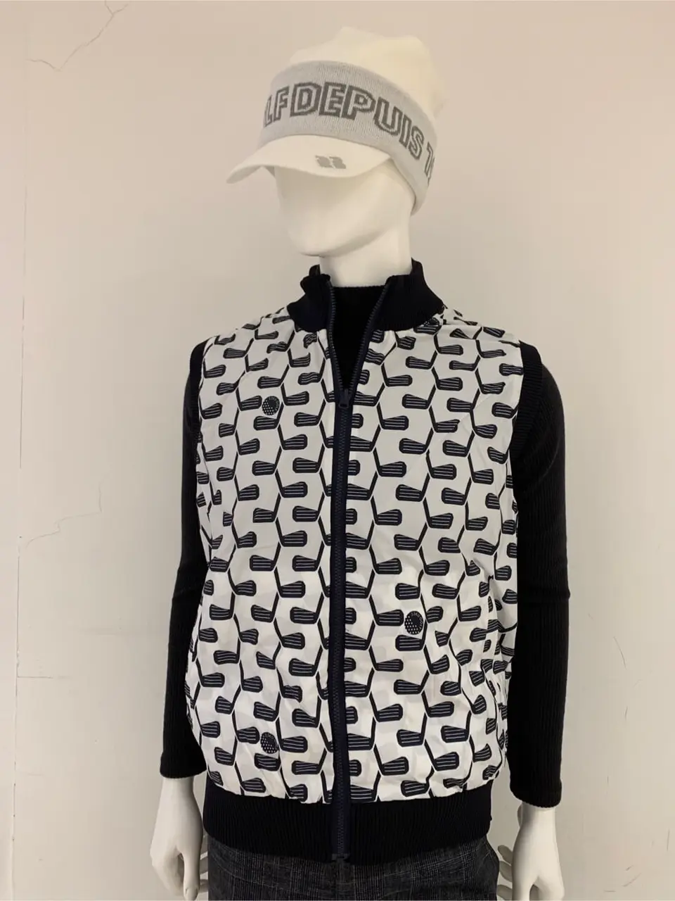 23区GOLF 松屋スタッフ コーディネート画像