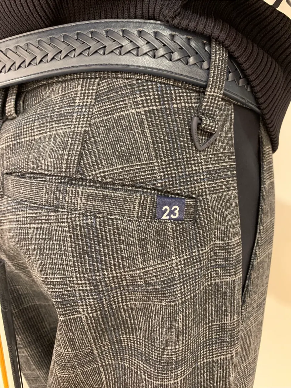 23区GOLF 松屋スタッフ コーディネート画像