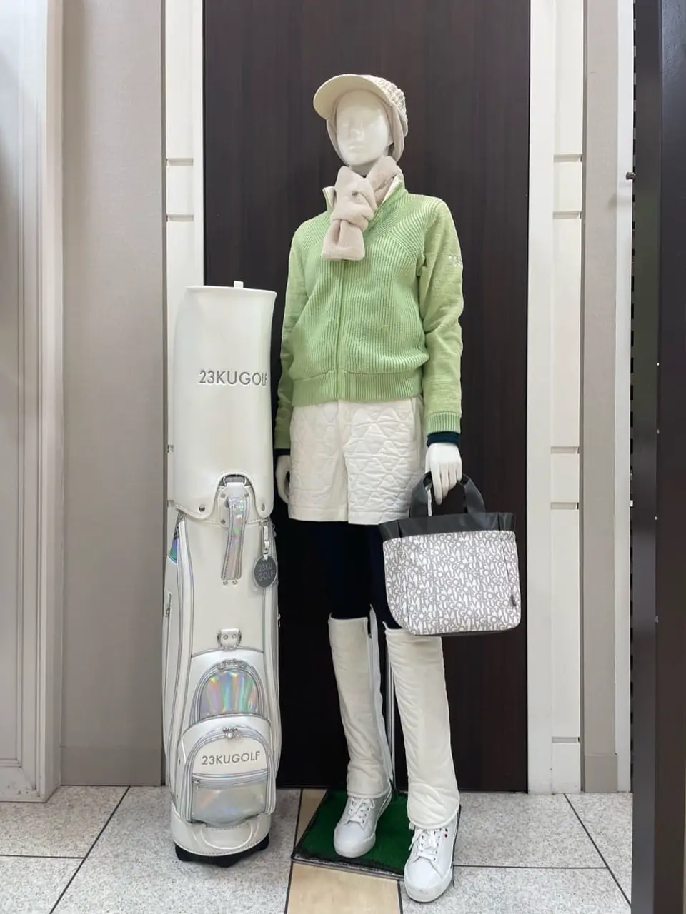 23区GOLF 藤田 コーディネート画像