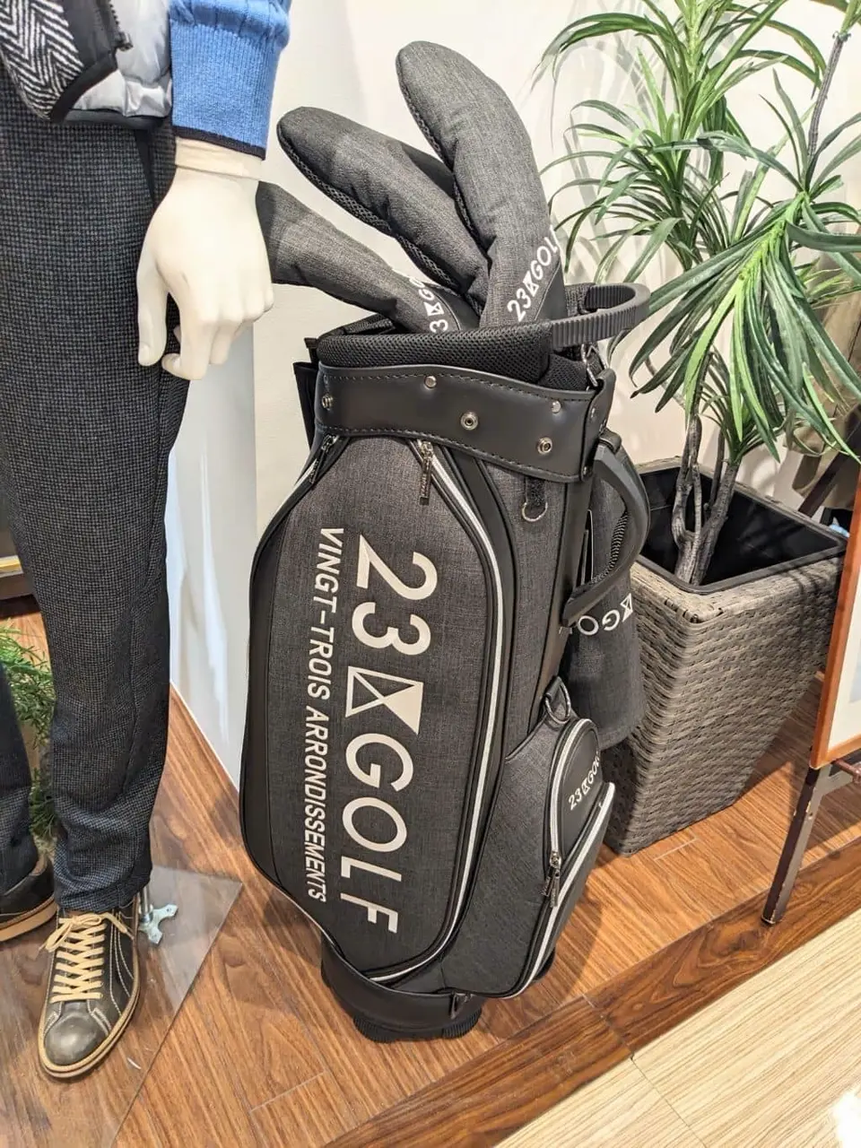 23区GOLF 市川真理子 コーディネート画像