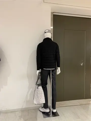 23区GOLF 松屋スタッフ コーディネート画像