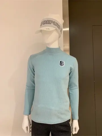 23区GOLF 松屋スタッフ コーディネート画像