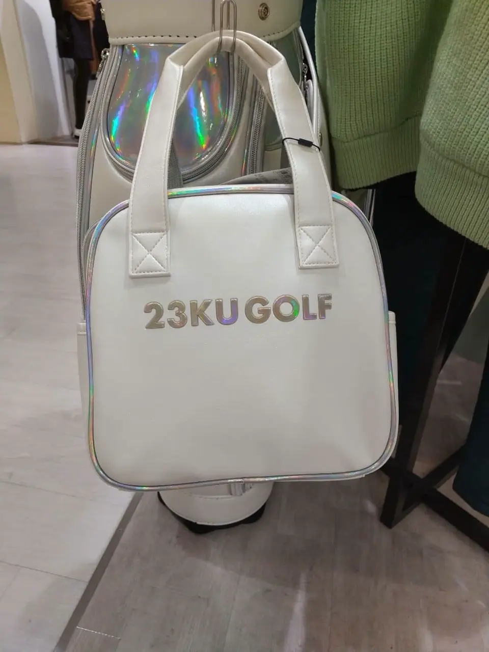 23区GOLF スタッフ コーディネート画像