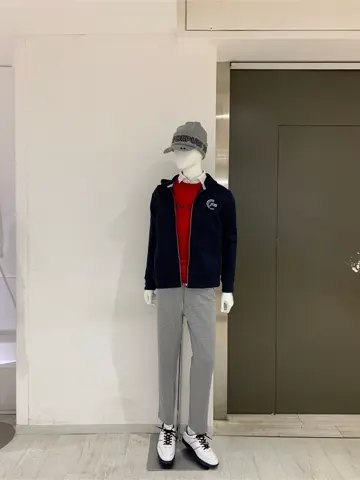 23区GOLF 松屋スタッフ コーディネート画像