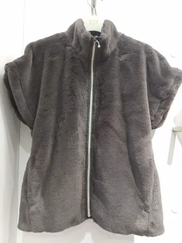 23区GOLF スタッフ コーディネート画像