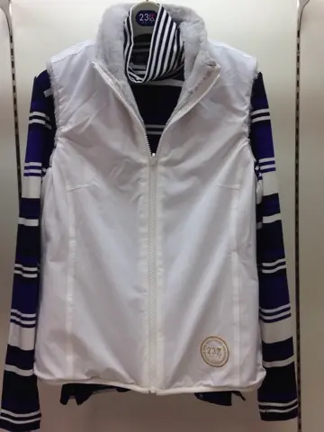 23区GOLF 松屋スタッフ コーディネート画像