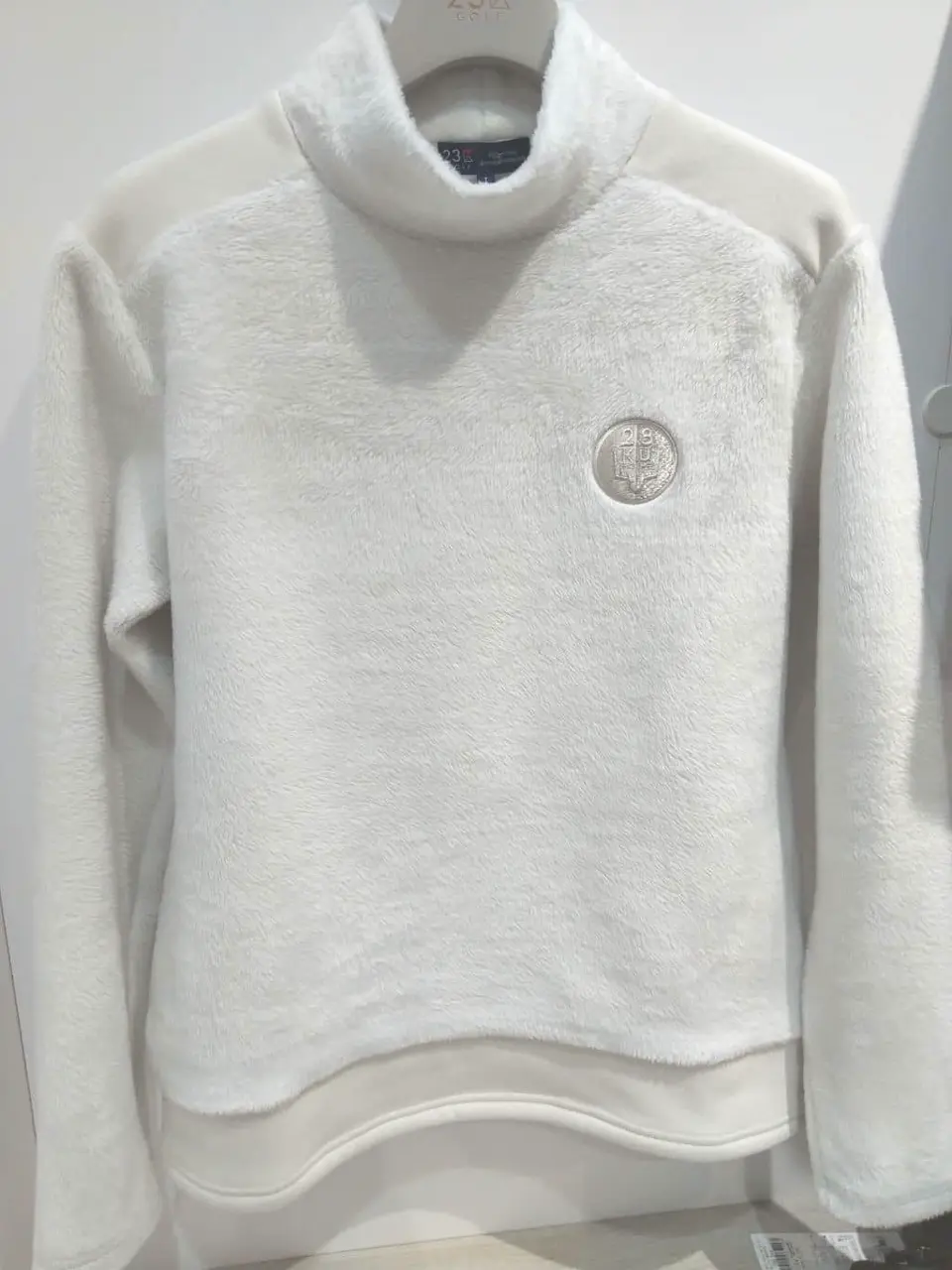 23区GOLF スタッフ コーディネート画像