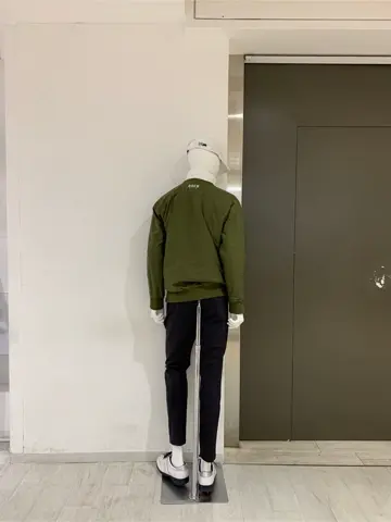 23区GOLF 松屋スタッフ コーディネート画像