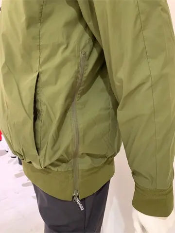 23区GOLF 松屋スタッフ コーディネート画像