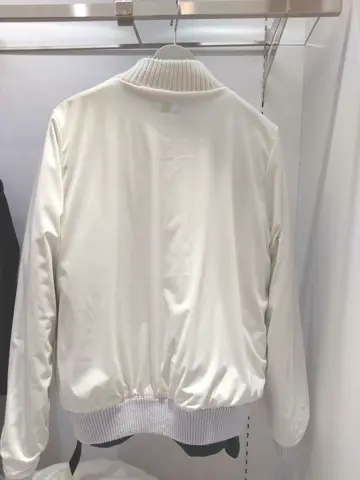 23区GOLF スタッフ コーディネート画像