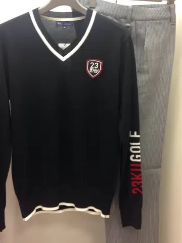 23区GOLF 松屋スタッフ コーディネート画像