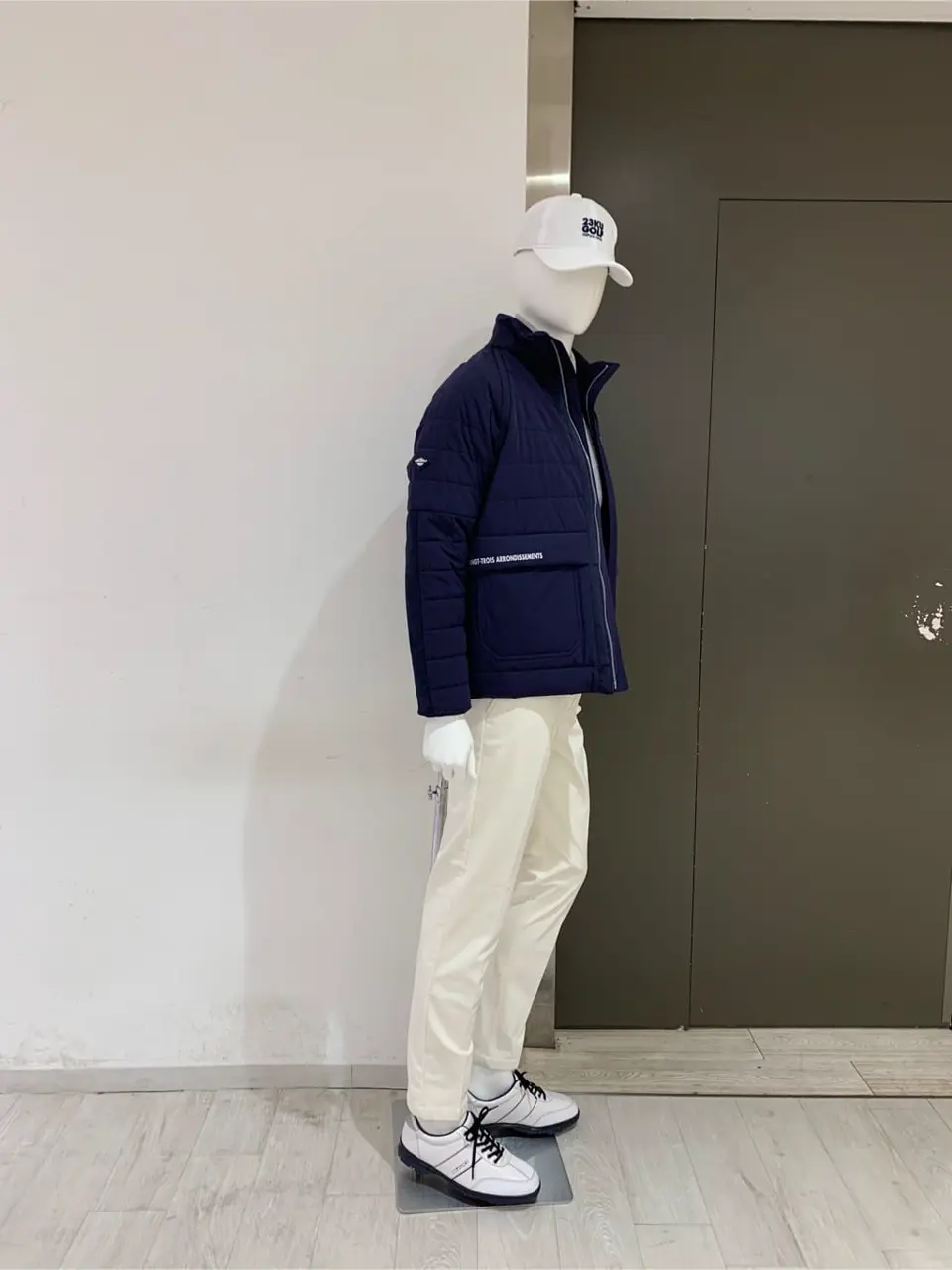 23区GOLF 松屋スタッフ コーディネート画像