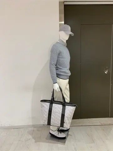 23区GOLF 松屋スタッフ コーディネート画像