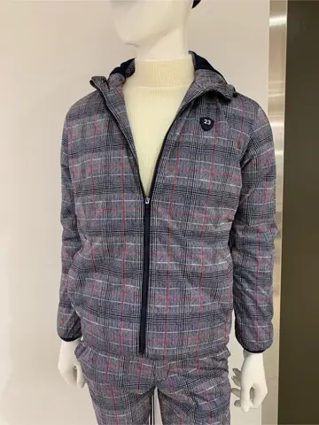 23区GOLF 松屋スタッフ コーディネート画像