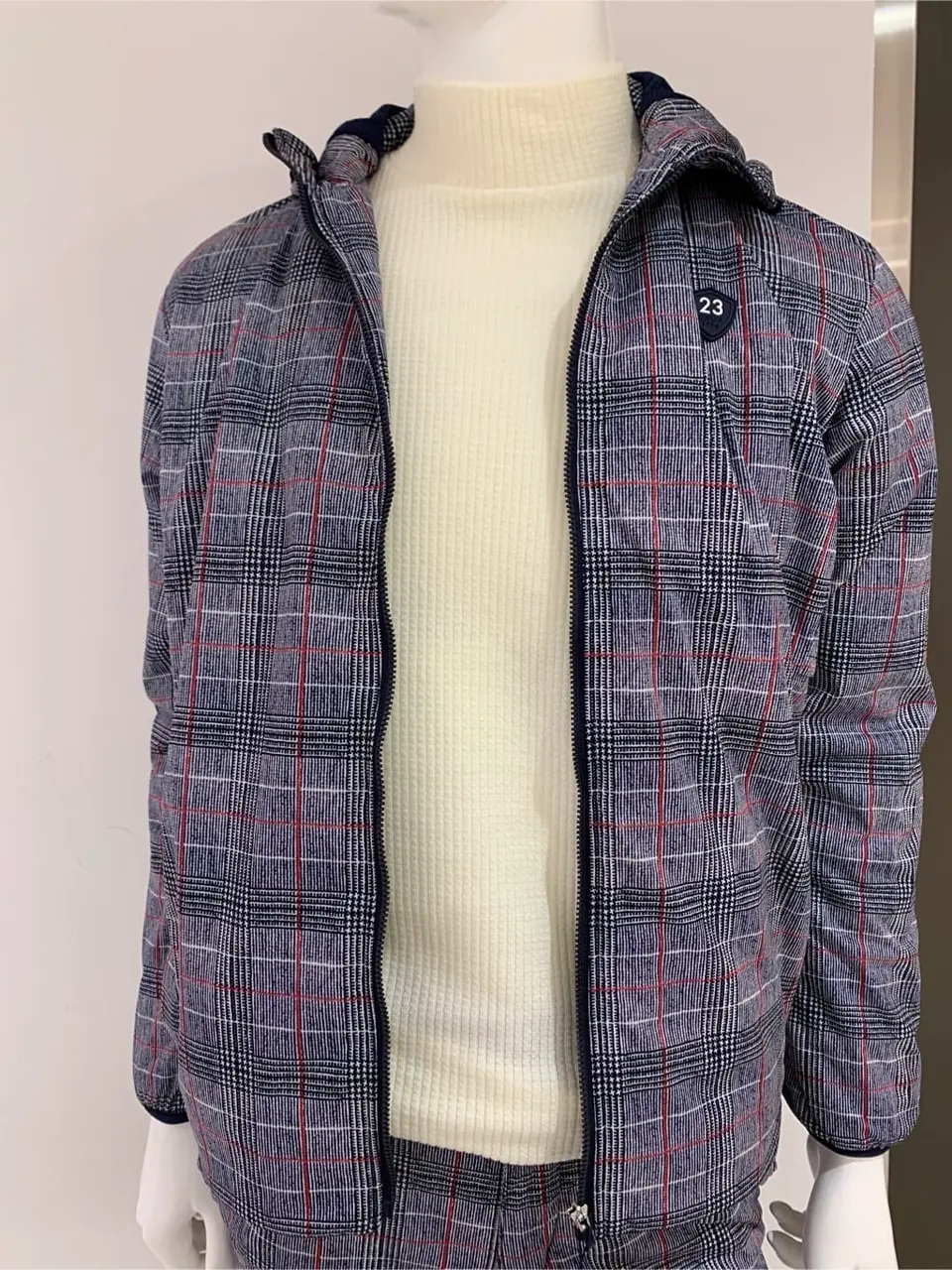 23区GOLF 松屋スタッフ コーディネート画像