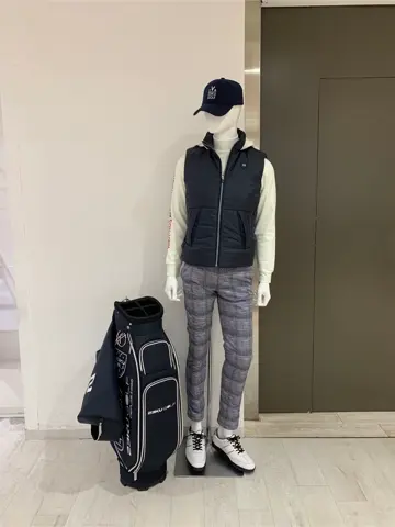 23区GOLF 松屋スタッフ コーディネート画像