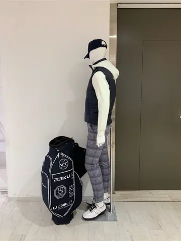 23区GOLF 松屋スタッフ コーディネート画像