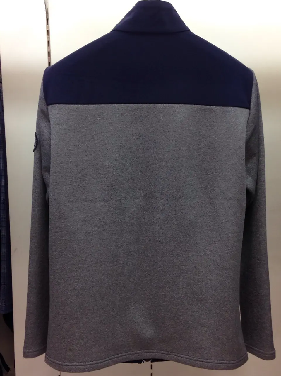 23区GOLF 松屋スタッフ コーディネート画像