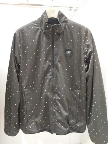 23区GOLF スタッフ コーディネート画像