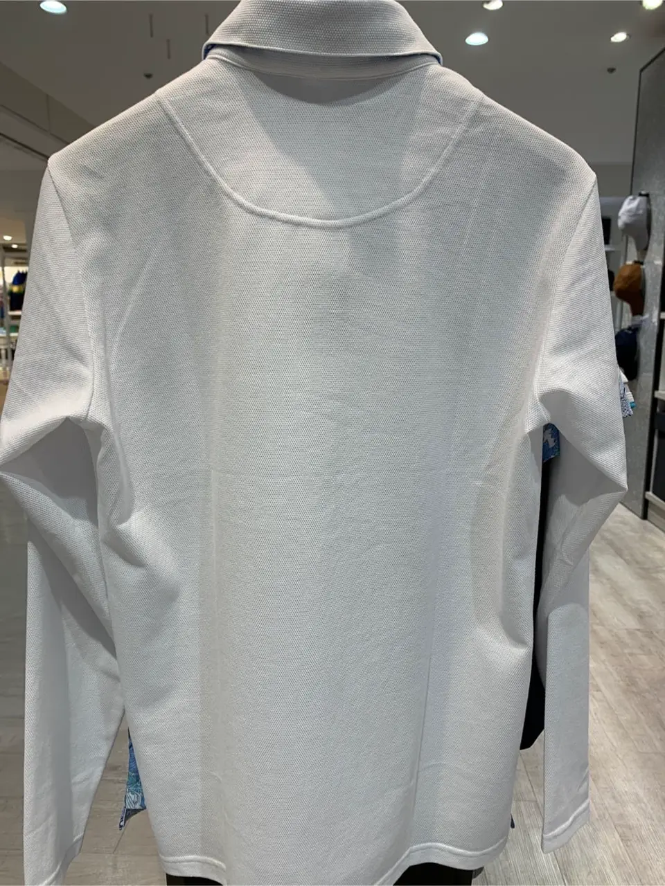 23区GOLF 松屋スタッフ コーディネート画像