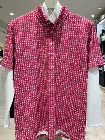 23区GOLF 松屋スタッフ コーディネート画像