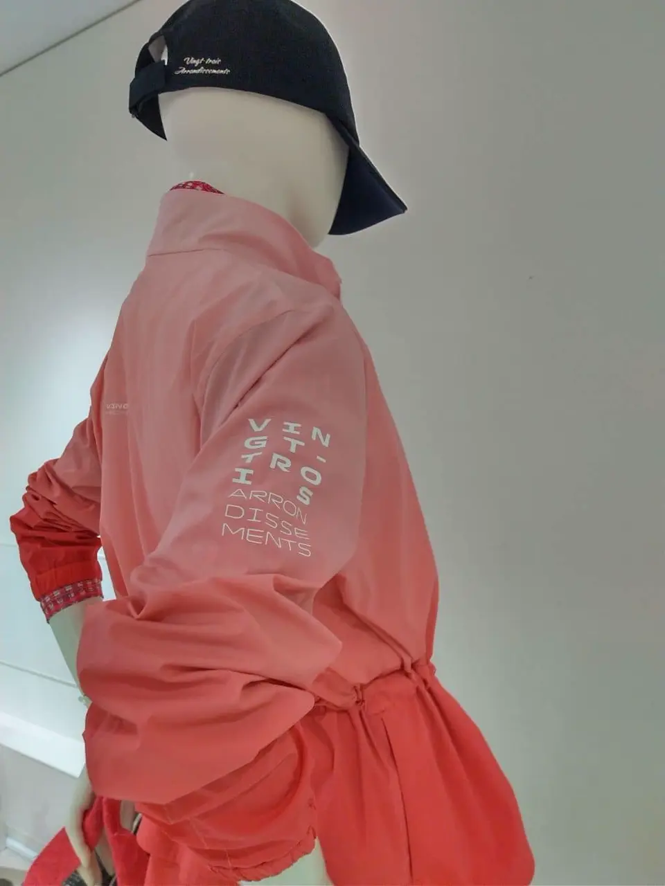 23区GOLF スタッフ コーディネート画像