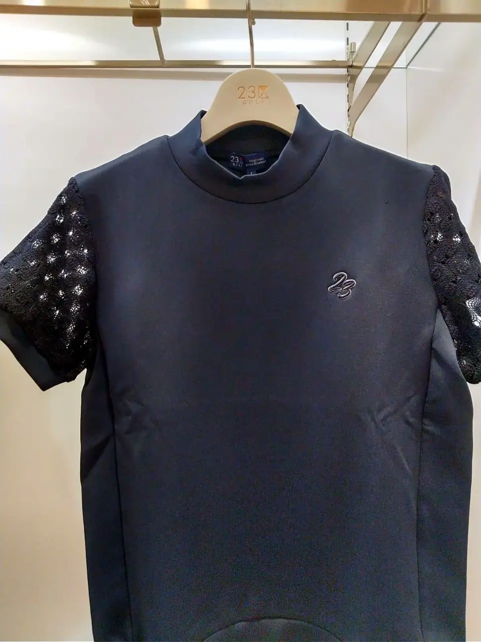 23区GOLF スタッフ コーディネート画像