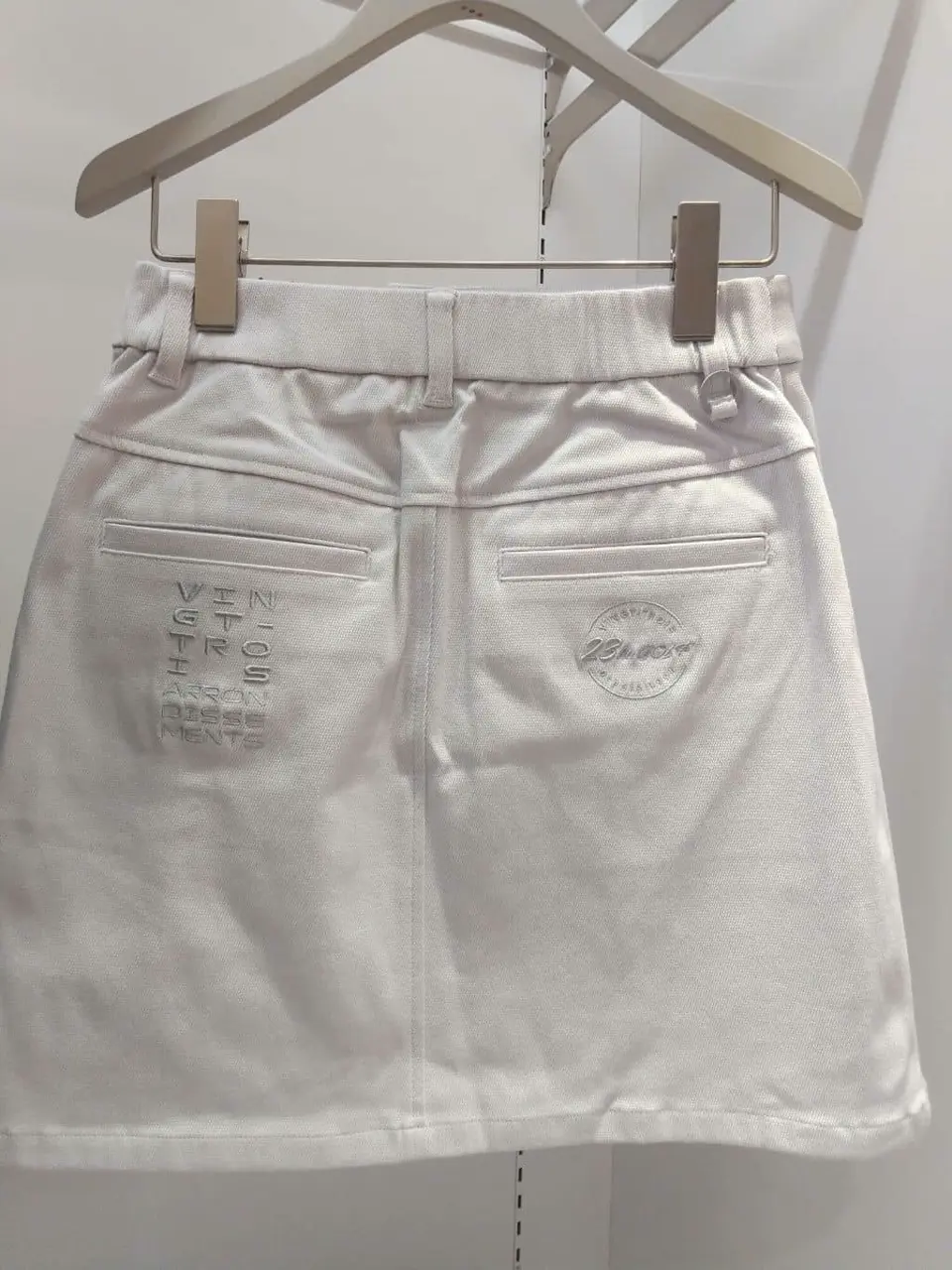 23区GOLF スタッフ コーディネート画像