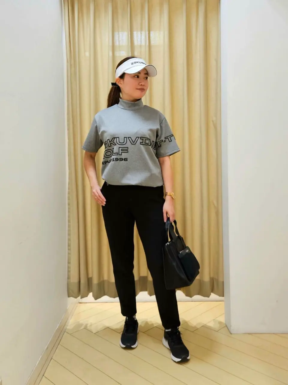 23区GOLF 堀江 コーディネート画像